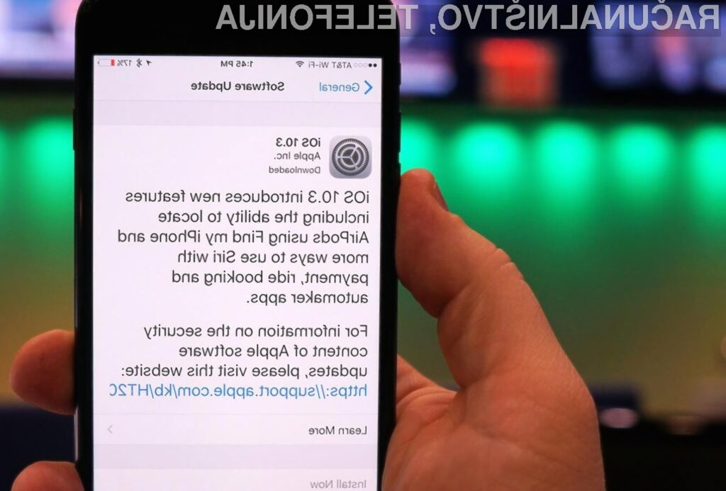 Uporabniki pametnih mobilnih telefonov iPhone 5 in iPhone 5C bi lahko kmalu ostali brez posodobitev mobilnega operacijskega sistema iOS.