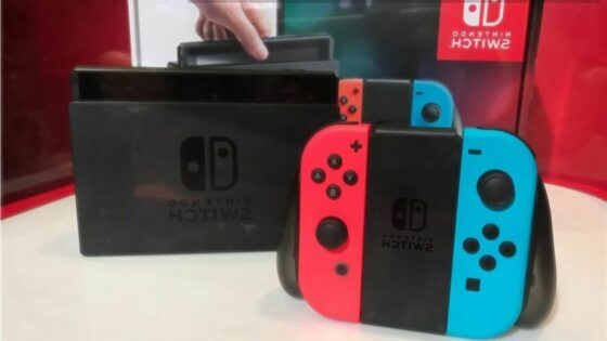 Nintendo od vsake prodane igralne konzole Switch »zasluži« okoli 40 evrov.