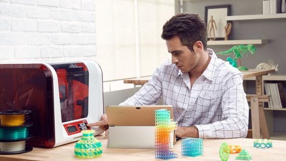 Bookmark and Share S 3D-tiskalniki da Vinci proizvajalca XYZprinting lahko vsakdo dokazuje kreativnost
