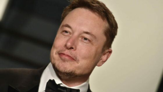 Elon Musk poziva vlade k regulacije umetne inteligence