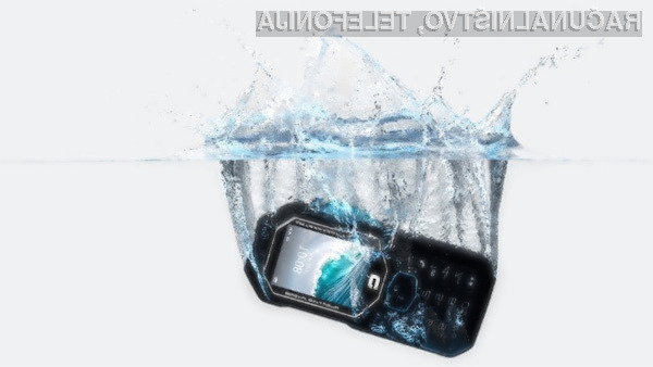 Tu je prvi telefon, ki plava na vodi