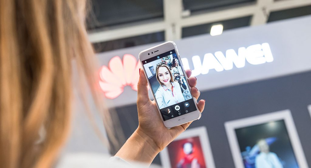 Huawei za uporabnike pametnih telefonov predstavil nov mobilni oblak za shranjevanje podatkov