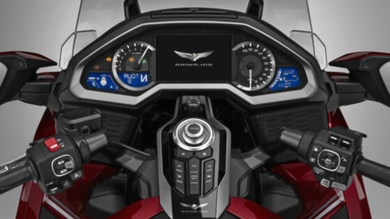 Honda GoldWing je prvo motorno kolo, ki ponuja sistem CarPlay.