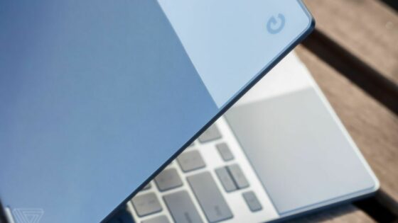 Novi Google Pixelbook je drag, a precej zmogljiv.