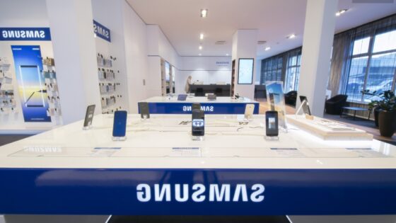 Samsung v Ljubljani odprl prvi sodobni in vsestranski center za uporabnike