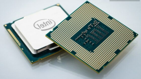 Intel se bo na procesorje AMD Ryzen skušal spraviti s poceni procesorjem Core i3-8130U.
