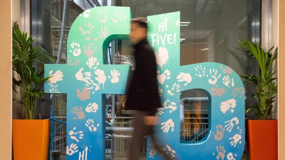 Facebook izumil lastno enoto za čas