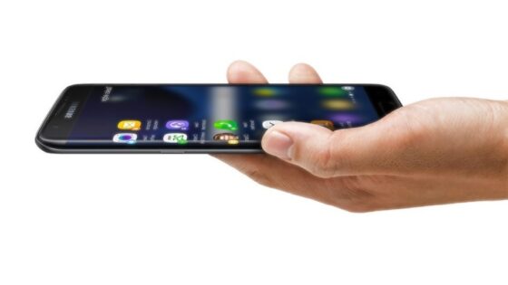Kitajski ponarejevalci zdaleč najbolj obožujejo pametne telefone Samsung.