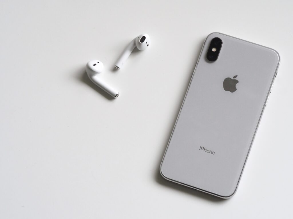 Bo Apple ukinil prodajo iPhona X?