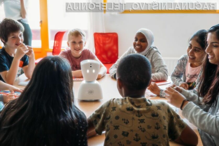 Ključna naloga robota AV1 je pomagati bolnim otrokom, ki zardi bolezni ne morejo v šolo.