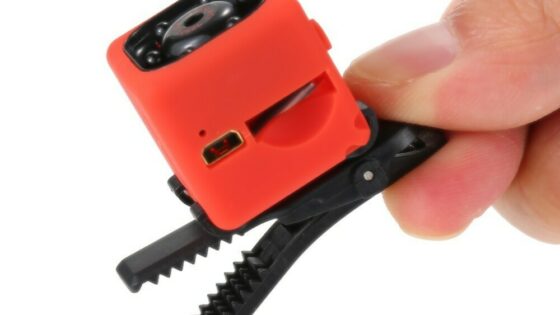 Nadzorna kamera SQ11 1080P Sport za malo denarja resnično ponuja veliko!