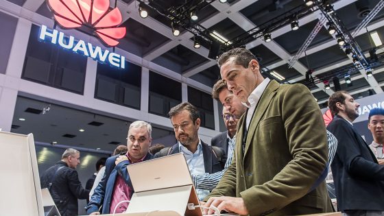 Huawei objavil finančne rezultate za leto 2017