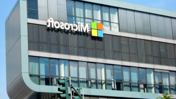 "Vojna v oblaku" - Microsoft daleč najmočnejši med vsemi
