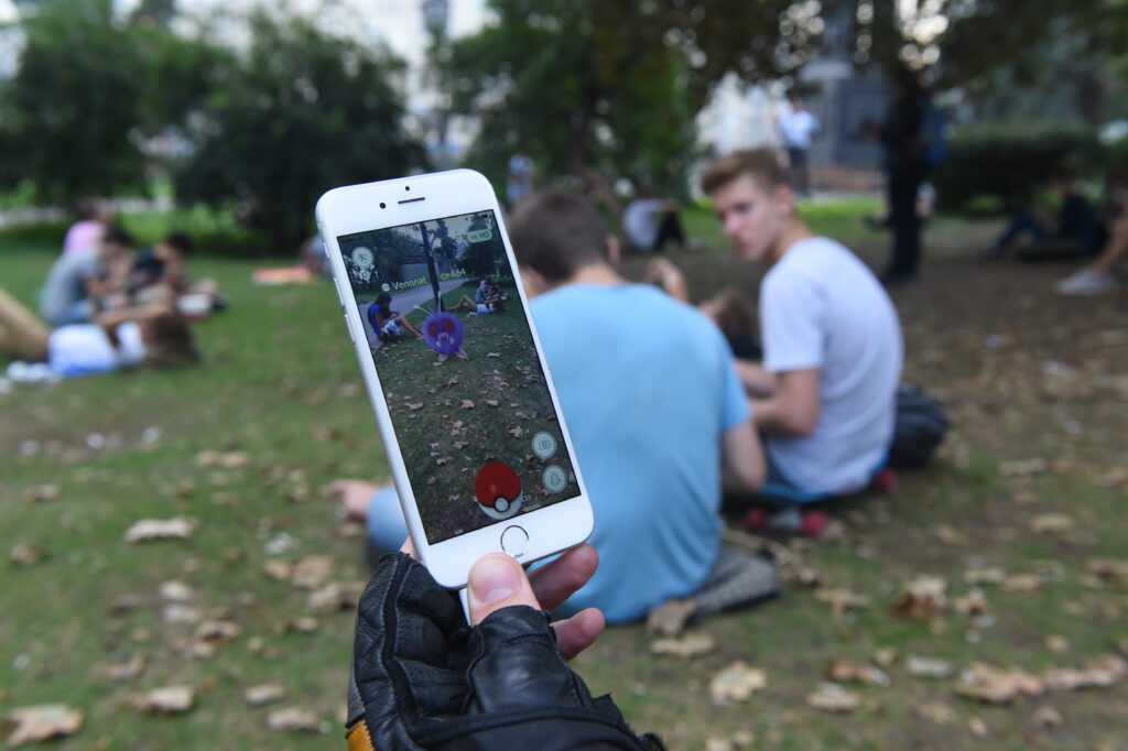 Prihodnost iger je na zaslonih  telefonov