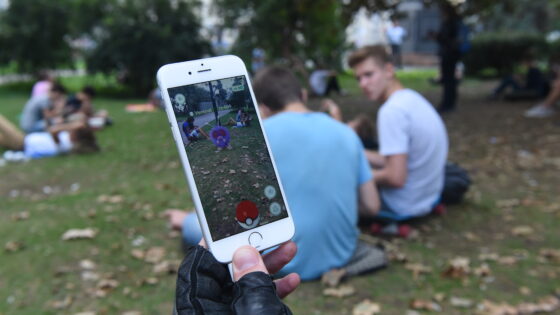 Prihodnost iger je na zaslonih  telefonov