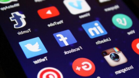 Tedenske novosti na področju družbenih omrežij: Facebook, Instagram, LinkedIn ...