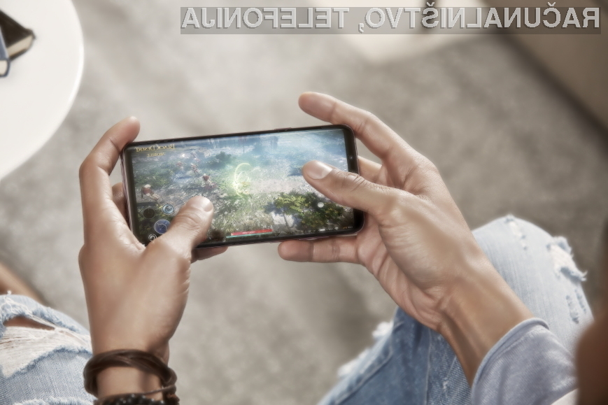 Samsung Galaxy S9 ali S9+ sta v pomoč in za zabavo na potovanju.