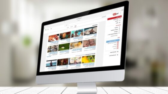 YouTube v boju proti teorijam zarote