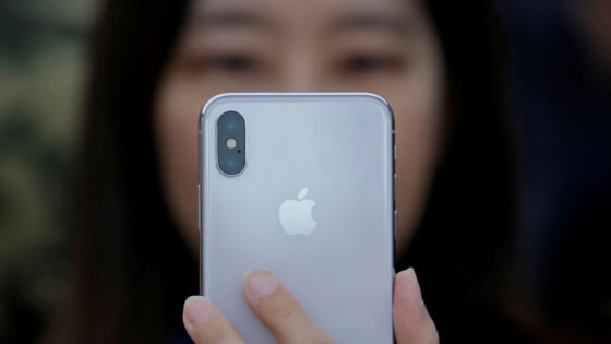 Zaradi telefona iPhone zaposleni na Kitajskem lahko celo izgubijo službo.
