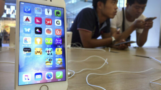 Pri podjetju Apple so prepričani, da bo posodobitev operacijskega sistema iOS dovolj za odpravo prepoved prodaje telefonov iPhone na Kitajskem.
