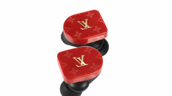 Ušesne slušalke Louis Vuitton Horizon Earphones so namenjene petičnežem.