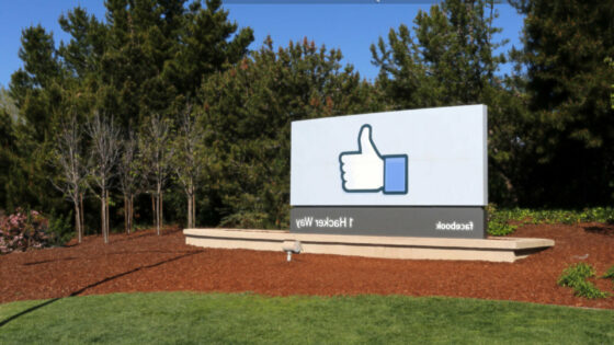 Facebook se na vse preteke trudi odstraniti lažne profile iz družbenega omrežja.