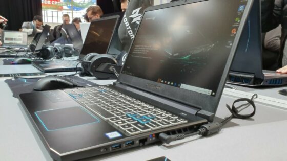 Novi prenosnik za ljubitelje iger Acer Predator Helios 700 je resnično nekaj posebnega.