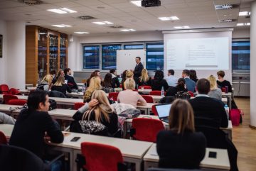 MLC Fakulteta za management in pravo Ljubljana izvaja sodoben poslovni študij po zgledu mednarodno naprednih poslovnih fakultet.