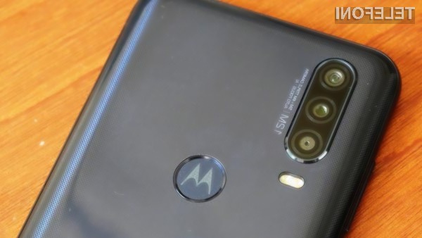 Pametni mobilni telefon Motorola One Action je že navdušil mnoge.
