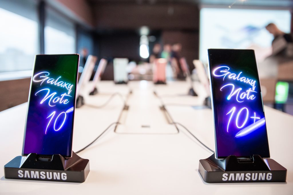 Serija Galaxy Note10 gre odlično v prodajo.