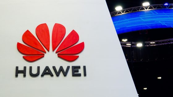 Huawei na prodajna mesta letos razposlal že 26 % več pametnih telefonov kot lani