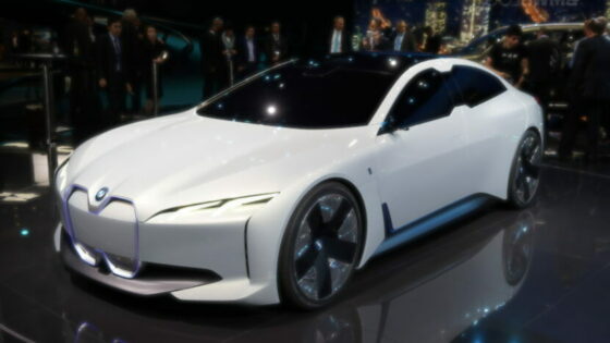 BMW-jev električni i4 prihaja leta 2021