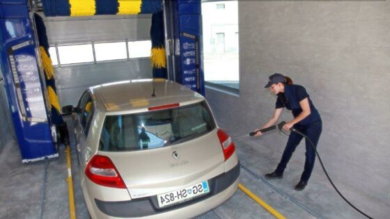 Vrhunska tehnologija pranja in čiščenja vozil