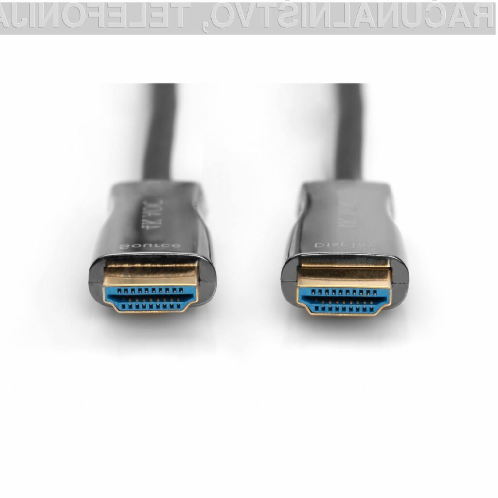 Hibridni optični HDMI kabel zagotavlja prenos brez izgub po celotni dolžini.