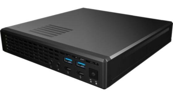 Osebni računalnik ASRock Jupiter (A320) lahko brez težav pritrdimo tudi na hrbtno stran računalniškega zaslona.