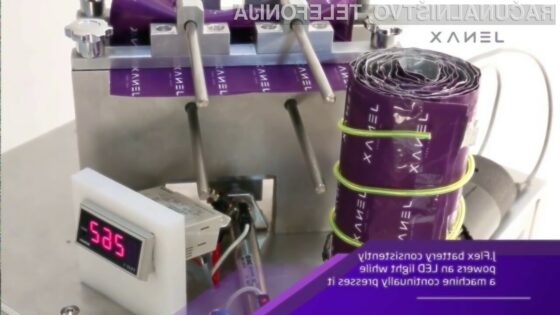 Prve naprave s prepogljivimi litij-ionskimi baterijami bi lahko na trg prispele že v začetku naslednjega leta.