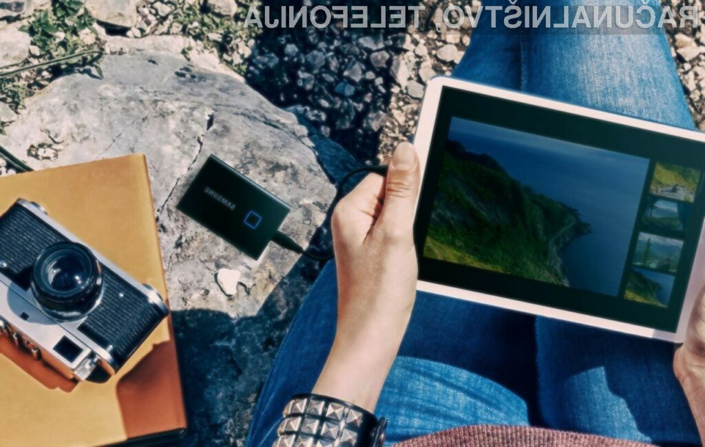 Zunanja pogon Samsung T7 Touch je nadvse zmogljiv ter se brez težav spopada s padci in udarci.