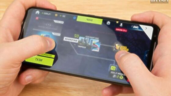 Asus ROG Phone 2 je eden najboljših pametnih mobilnih telefonov za igranje mobilnih iger.