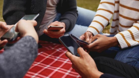 Najhitrejši dostop do mobilnega interneta imajo uporabniki v Franciji!
