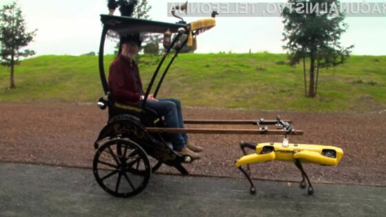Napredni robotski pes Spot podjetja Boston Dynamics se je »spremenil« v vprežnega konja.