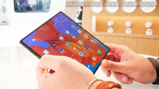 Koliko prepogljivih pametnih telefonov bo prodanih čez 5 let?