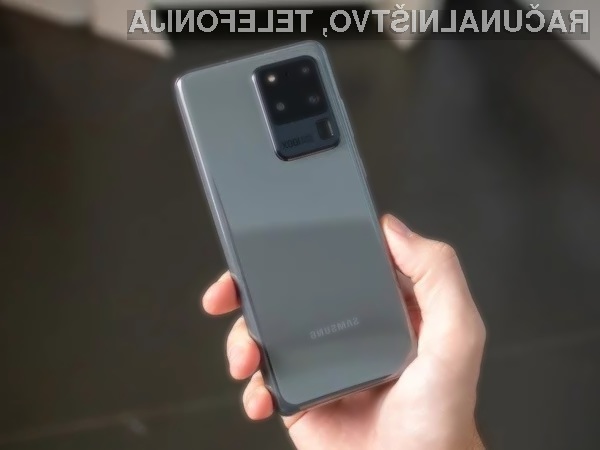 Samsung je končno odpravil težave z ostenjem glavnega fotoaparata pametnega mobilnega telefona Galaxy S20 Ultra.