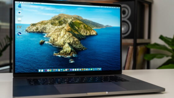 Edinstvena grafična kartica AMD za prenosnik Apple MacBook Pro 16!