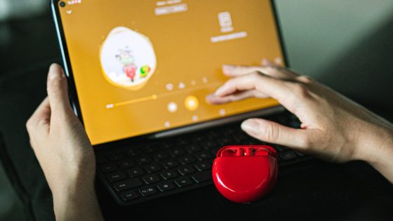 Vrhunska tablica Huawei MatePad Pro na voljo v Sloveniji, prve kupce čaka darilo