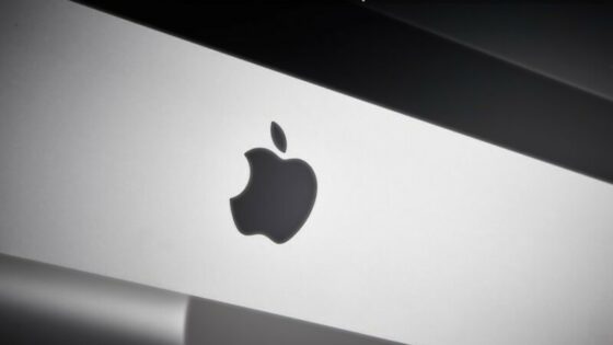 Podjetje Apple naj bi svoj prvi lasten procesor s sredicami ARM javnosti predstavilo v drugem četrtletju naslednjega leta.