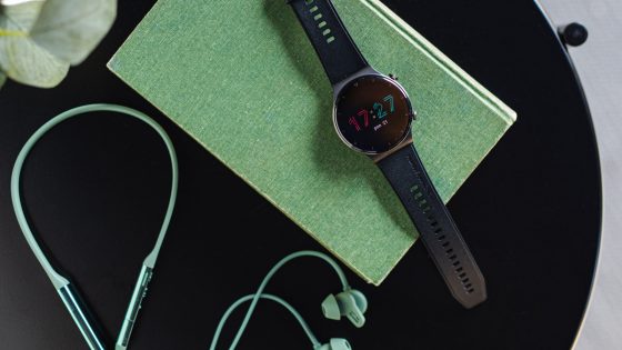 Ob prednaročilu pametne ure Huawei Watch GT 2 Pro še brezžične slušalke FreeLace Pro