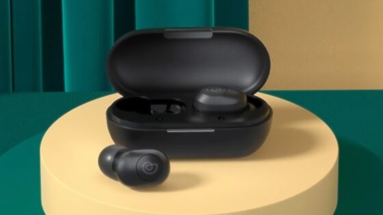 Brezžične ušesne slušalke Haylou GT2S so lahko naše že za manj kot 17 evrov.
