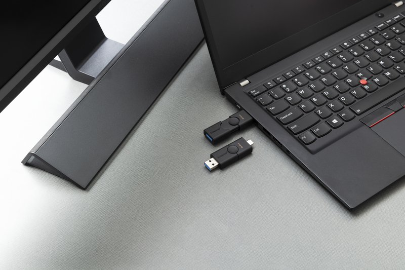 Kingston predstavil prilagodljivi USB-ključek DataTraveler Duo z dvema vmesnikoma