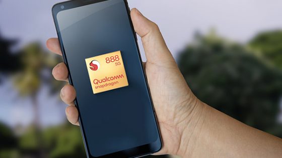 Prvi pametni mobilni telefon opremljen z novim procesorjem Qualcomm Snapdragon 888  pa bo Xiaomi Mi 1.