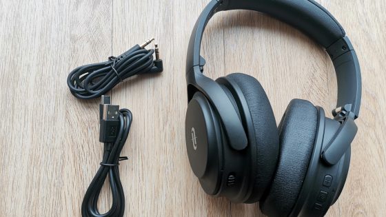Test slušalk: jih moramo res vrniti?